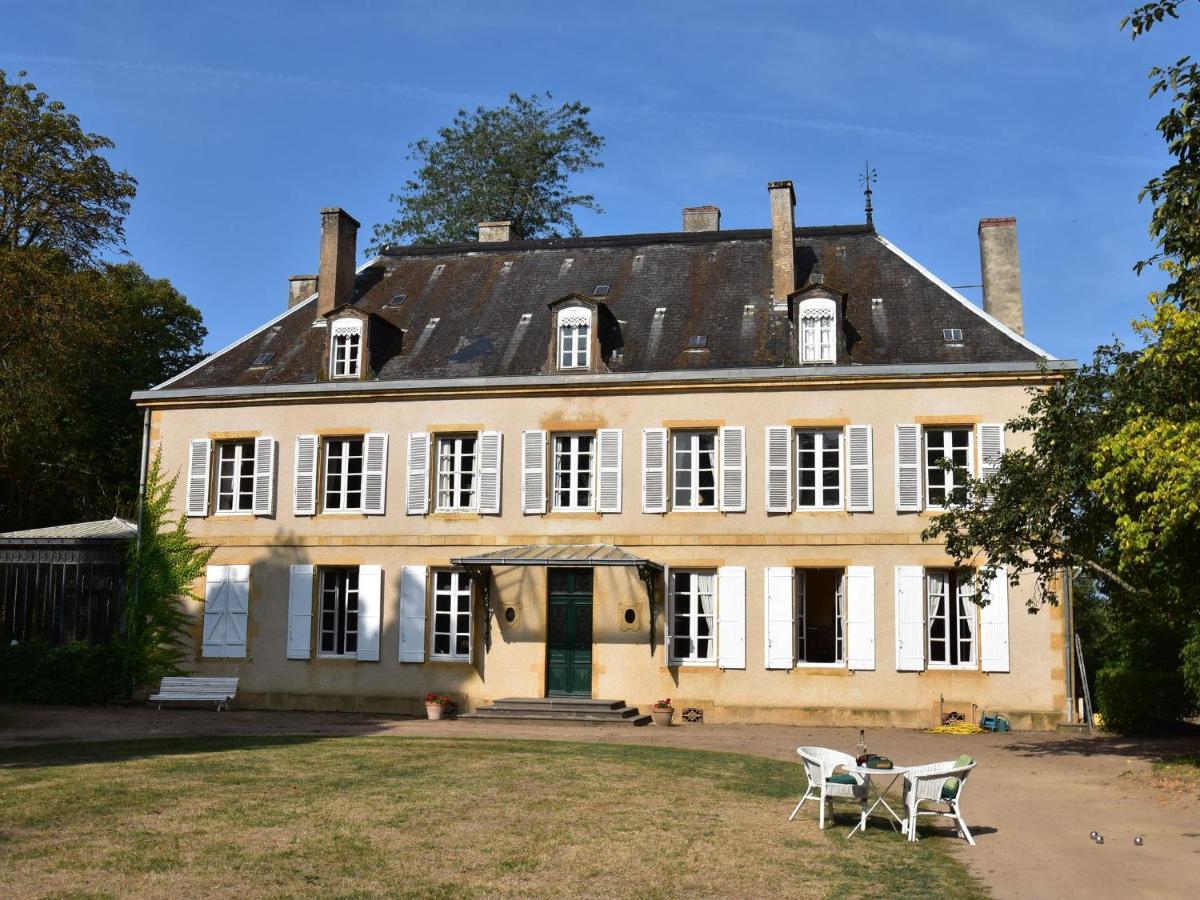 הוילה בורבון-לאנסי Vintage Mansion In Saint Aubin Sur Loire With Pool מראה חיצוני תמונה
