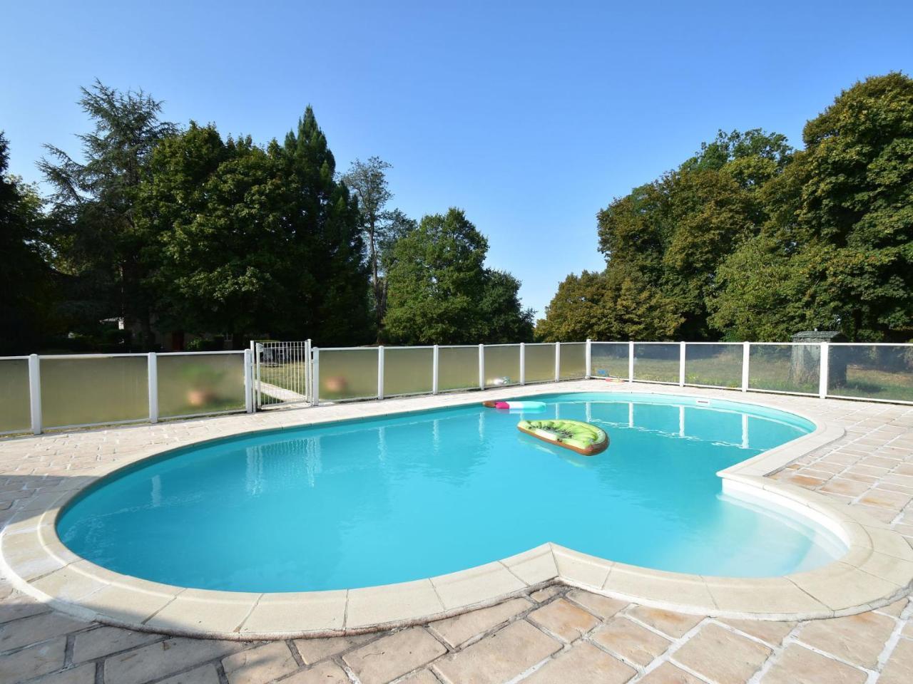 הוילה בורבון-לאנסי Vintage Mansion In Saint Aubin Sur Loire With Pool מראה חיצוני תמונה