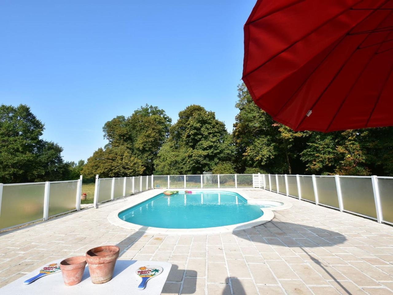 הוילה בורבון-לאנסי Vintage Mansion In Saint Aubin Sur Loire With Pool מראה חיצוני תמונה